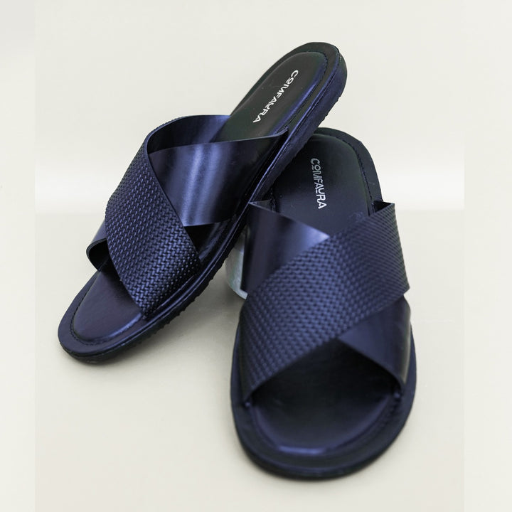 COMFAURA WOVEN - BLACK